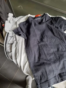 4 Shirts +1 gratis,Gr. 128,gebraucht. - Bild 1 von 6