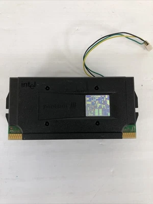 Intel Pentium 3 III 500 MHz 512/100/2.0v SL37D Slot 1 CPU with Heat Sink/Fan - Image 1 of 3