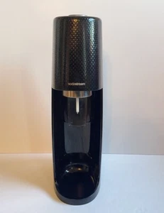 Máquina para hacer refrescos de agua con gas SodaStream Fizzi SPT-001 negra - Imagen 1 de 10