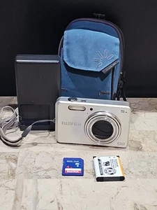 Fujifilm FinePix J100W Digital Camera 5x Zoom 10MP Fully Working +Memory Card - Picture 1 of 10
