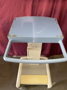 Drager Medical AG&co Medical Cart 8411950(H1a) - Picture 1 of 6