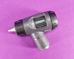 Welch Allyn 23810 MacroView 3.5V Fiber-Optic Otoscope - Working with Defect - Picture 1 of 6
