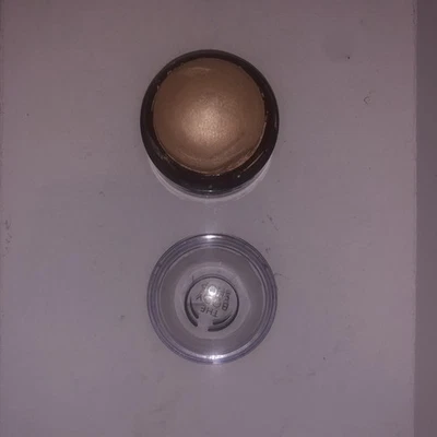 The Body Shop Honey Bronze Cream Highlighter Dome Shade 01 Golden Bronze New - Image 1 of 4