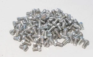100 x Meccano Slotted Cheese Head Bolts - zinc (part 37b) - Picture 1 of 1
