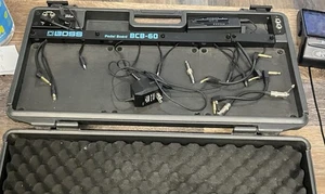 Boss BCB-60 Pedal Board Pedal Netzteil und Kabel tragbares Gehäuse - Bild 1 von 6