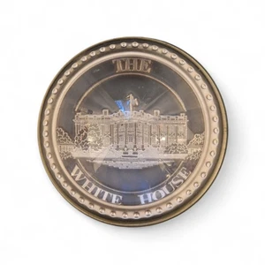 Vintage The White House Glass & Chesapeake Pewter  Paper Weight 3” - Picture 1 of 9