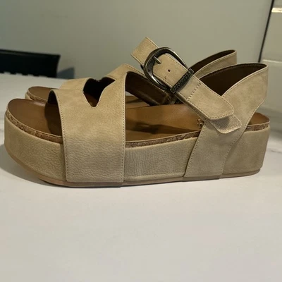 Sandalia de plataforma con tiras Isabel Blowfish Malibu para mujer talla 11 Foto 1 de 4