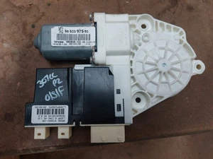 PEUGEOT 307 CC DRIVERS SIDE FRONT ELECTRIC WINDOW MOTOR CABRIOLET RIGHT HAND - Picture 1 of 3
