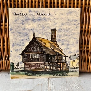 Vintage Hereford Tiles The Moot Hall Aldeburgh Suffolk Ceramic Tile 6" Square - Picture 1 of 6