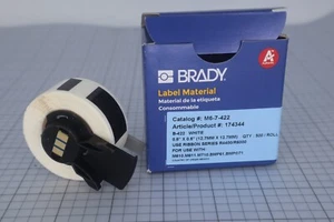 *New in Box* BRADY M6-7-422 Adhesive Multi-Purpose Polyester Labels 0.5 in - Afbeelding 1 van 1