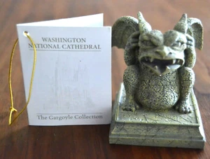 Catedral Nacional de Washington The Gargoyle Coll. #2 NEGARSE A ESCUCHAR De colección 2000 - Imagen 1 de 7