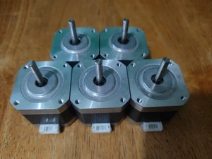 Anycubic i3 Mega Schrittmotoren NEMA 17 42 x 42 mm BJ42D20-11V03 - 5er Set - Bild 1 von 4