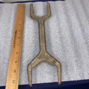 Vintage 3 N 1 Spud Wrench No. 3001 Chicago Specialty Mfg Co Hand Tool - Picture 1 of 6