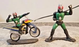 VINTAGE TOY PLASTIC LOT OF 2 FIGURINES BANDAI MADE IN CHINA  86A - Picture 1 of 7