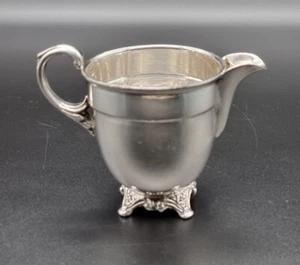 ANTIQUE VICTORIAN STYLE SILVER PLATED CREAM PITCHER SHEFFIELD/ENGLAND/1910 - Picture 1 of 10