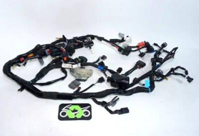 2021 17-24 SUZUKI GSXR 1000 MAIN WIRE HARNESS 324041 4k miles TESTED! OEM - Image 1 of 4