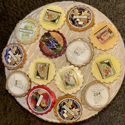 LOT 14 Yankee Candle Wax Potpourri Tarts 0.8 oz SEALED - Image 1 of 4