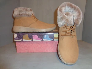 Damen-Bootie Skechers On-the-Go Joy Plüsch Dreams neu mit Etikett Größen! 144042 - Bild 1 von 6