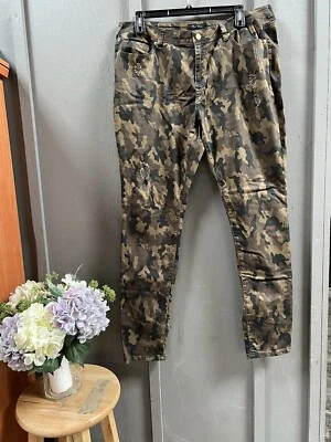Poetic Justice Women’s Jeans Camouflage Size 18T 18 Tall Hipster Slight Distress Foto 1 de 4