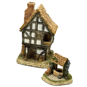 David Winter Miniature British Cottage Spinners Wishing Well Village House VTG - Bild 1 von 17