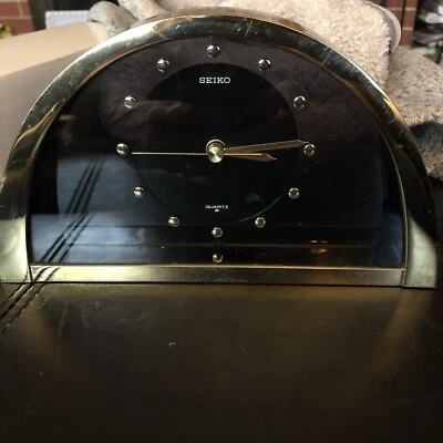 VINTAGE SEIKO QQZ137G HALF MOON GOLD BLACK DESK/MANTLE CLOCK - Image 1 of 4