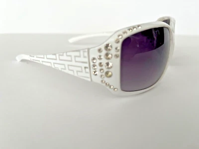Mujeres Blanco Nuevo Moda Bling Gafas de sol con aspecto de estrás Protección UV 400 Foto 1 de 4