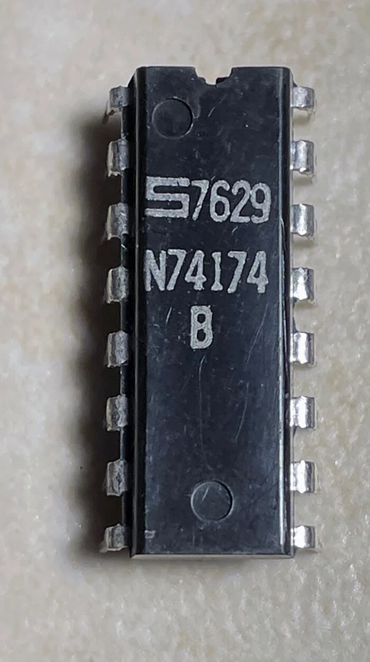 Signetics N74174B Date Code Correct Apple 1 part - Rare - NOS - Image 1 of 1