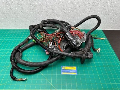 11-14 Volkswagen Touareg 3.6L COMPARTIMIENTO DEL MOTOR CABLEADO ARNÉS OEM Foto 1 de 4