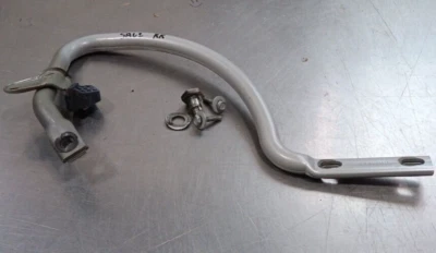 SATURN L100 2001 2002 PASAJERO MANO DERECHA MALETERO TAPA BRAZO BISAGRA 22677110 4R Foto 1 de 4