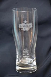 HEINEKEN White Logo BEER/Lager MIDI GLASS 1 Only New RARE ROUNDED SHAPE.258ML - Foto 1 di 1
