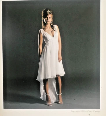 NUEVO Muestra Circa Vintage Vestido de Novia Boda Seda Gasa Cuentas Corpiño Talla 4 Foto 1 de 4