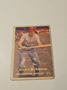 1957 Topps - Richie Ashburn #70 - Imagen 1 de 5