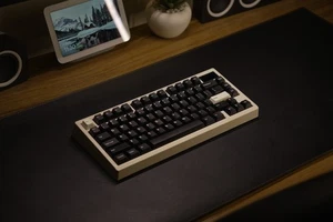 Custom 75% Mechanical Keyboard (Sounds Amazing and Smooth Typing!) READ DESC! - Picture 1 of 24
