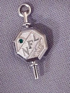 Vintage NFL National Forensics League Fraternal Key Pin Badge Revers - Bild 1 von 3