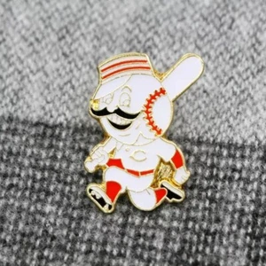 Cincinnati Reds MLB Enamel Pin Baseball Collectible Lapel Hat Backpack - Picture 1 of 3
