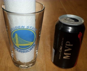 [NBA] "GOLDEN STATE WARRIORS BASKETBALL" & "MODELO BEER", Pint Beer Glass, VINT. - Picture 1 of 9