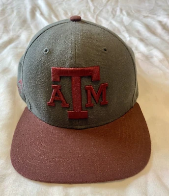 Брендовые бейсболки TEXAS A&M Aggies '47 темно-бордовые и серые лицензированные один размер Gig'Em! - Изображение 1 из 4