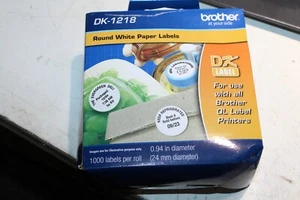 Etiquetas de papel redondas troqueladas Brother 1 hecho 1000/rollo blancas DK1218 - Imagen 1 de 2
