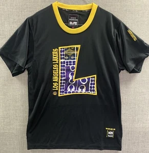 Camiseta grande para hombre Los Angeles Lakers Two Hype Action Ware Kente Letter - Imagen 1 de 8