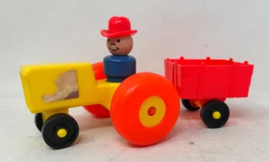 Tractor agrícola Fisher-Price Little People de colección con granjero y remolque - Imagen 1 de 4