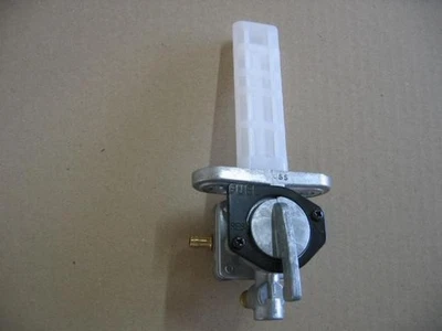 Cola de combustible genuina Kawasaki GPZ750 GPZ900R 51023-0721 51023-1372 Foto 1 de 2