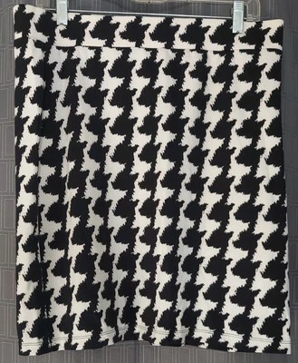 Minifalda a cuadros Attention GRANDE Foto 1 de 3