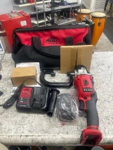 Lucidatrice rotativa 20V max velocità variabile - 7" - MCM849 (PS5018272) - Foto 1 di 12