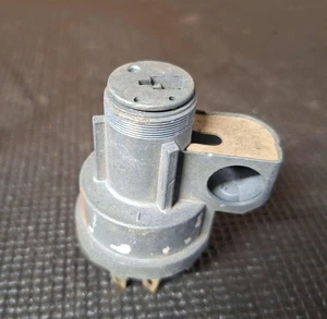 Chevy GM Delco Ignition Switch Tumbler 512 - Picture 1 of 4
