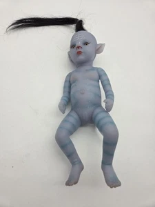 Reborn Avatar 30 Cm Bagliore Nel Buio - Foto 1 di 5