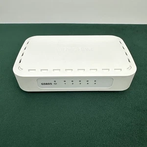Netgear GS605v5 5-Port Gigabit Ethernet Network Switch - Picture 1 of 7