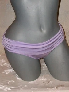  Neu mit Etikett Victoria Secret Bikiniunterteil XS schimmernd flieder geraffte Taille  - Bild 1 von 1