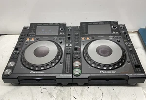 Par 2x Tocadiscos Pioneer CDJ-2000NXS Reproductor DJ CDJ2000NXS 2000 Nexus 2000Nexus - Imagen 1 de 21
