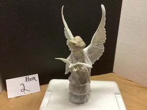 Lladro “Angel Of Peace” #6131 - Retired No Box - Picture 1 of 6