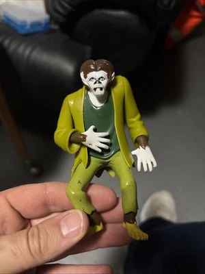 ЭКШН-ФИГУРКА SCOOBY DOO THE WOLFMAN Monster HANNA BARBERA 4,5 дюйма - Изображение 1 из 2